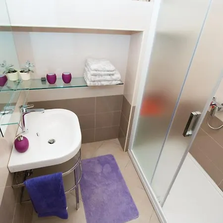 With Magnificent Sea View Apartment Vrbnik